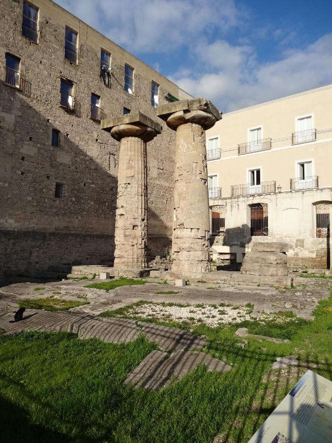 La Perla Del Borgo Apartment Taranto Exterior foto
